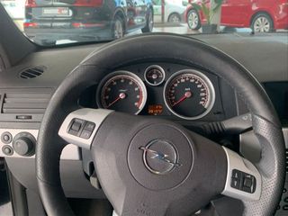OPEL Astra GTC 1.8 16v Sport