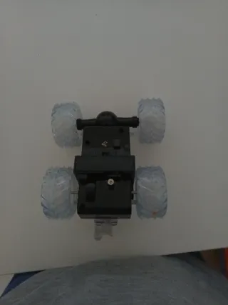 Coche teledirigido verde