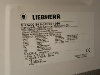 Cajones y baldas combi Liebherr entre 5 y 10€/pza