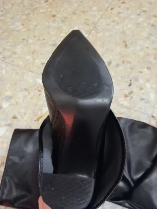 Botas de tacón negras