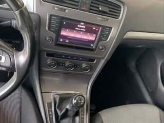 VOLKSWAGEN Golf Advance 1.0 TSI