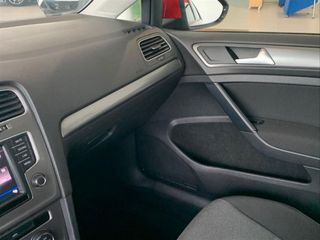 VOLKSWAGEN Golf Advance 1.0 TSI
