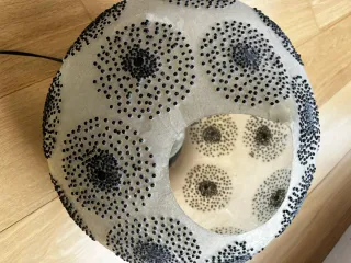 Lámpara de pie de la marca Juva.