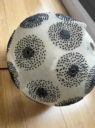 Lámpara de pie de la marca Juva.