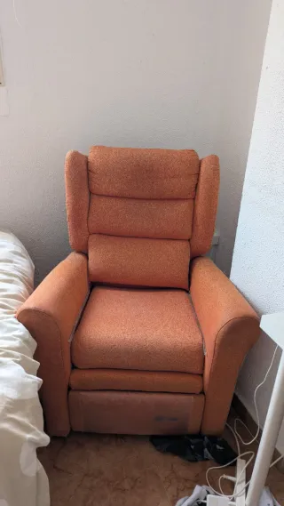 Sillón reclinable de tela naranja