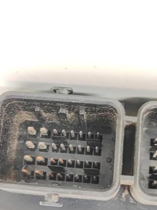 Centralita motor uce opel 0281011530 vivaro 287473