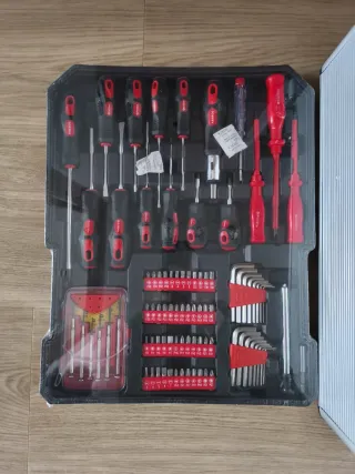 Maleta de herramientas TRESKO con ruedas