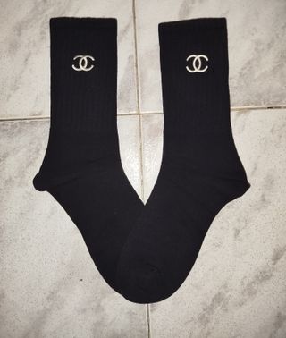 Calcetines Chanel negros y crema Talla Única