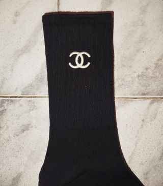 Calcetines Chanel negros y crema Talla Única