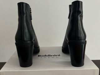 Botines piel Baldinini negros mujer