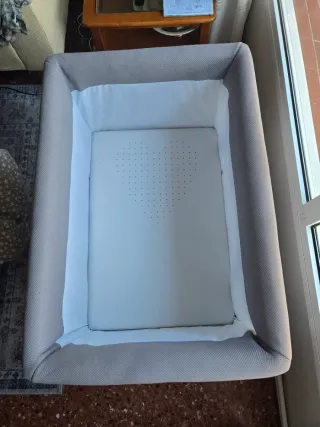 Minicuna gris casi nueva