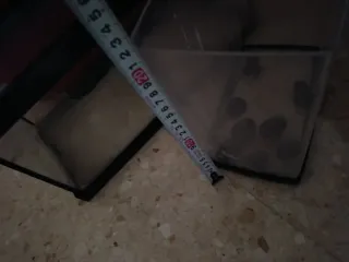 2 Acuarios de cristal y otro de plástico