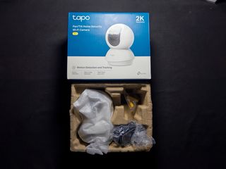 Cámara Tapo TC71 2K Pan/Tilt Wi-Fi