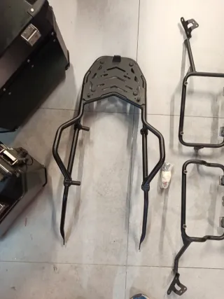 Yamaha Tenere 2023 Maletas y Soporte