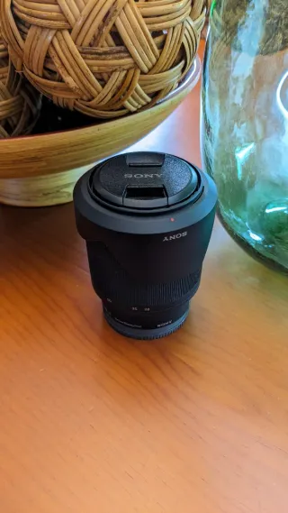 Objetivo Sony FE 28-70mm f/3.5-5.6 OSS