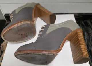 Botines Chloe Mujer Grises