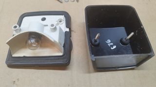 Luz de matricula derecha Renault 5, 6, 12.