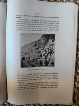 Libro antiguo Historia Cádiz