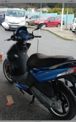 Moto Kymco Scooter Automática