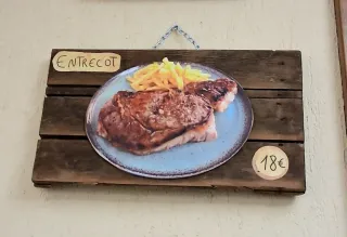 Cartel Retro en madera y relieve para hostelería