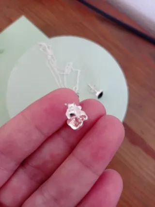 Conjunto Tous Onix Pendientes y Cadena