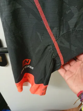 Traje de Triatlón Inverse Negro y Naranja talla M