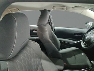 Toyota Corolla Sedán  125H Active Tech
