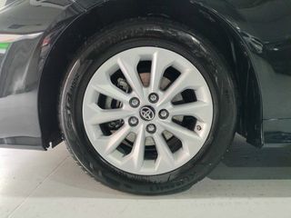 Toyota Corolla Sedán  125H Active Tech