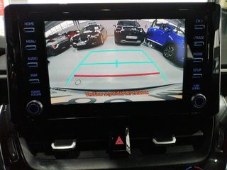 Toyota Corolla Sedán  125H Active Tech