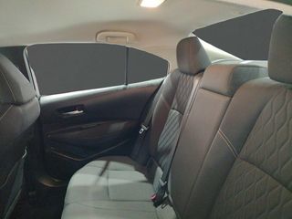 Toyota Corolla Sedán  125H Active Tech