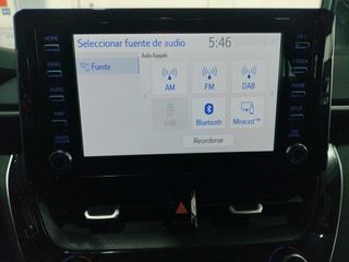 Toyota Corolla Sedán  125H Active Tech