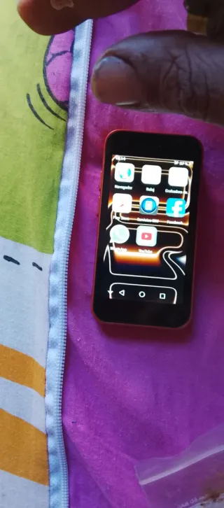 iPhone 17 Pro Mini Naranja