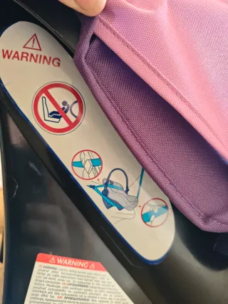 Cuco para bebé marca Chicco morado