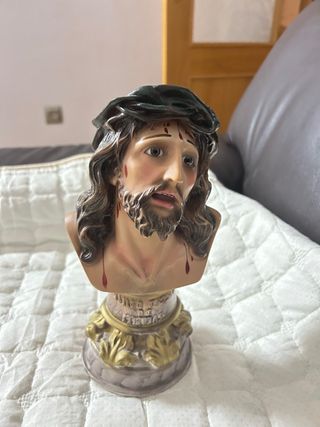Busto antiguo de Cristo