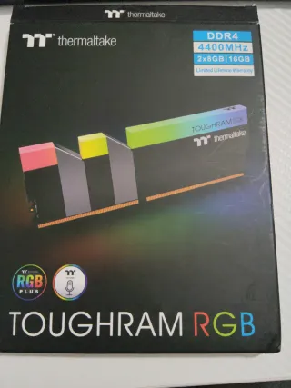 2x 8GB DDR4 4400MHz RAM Thermaltake