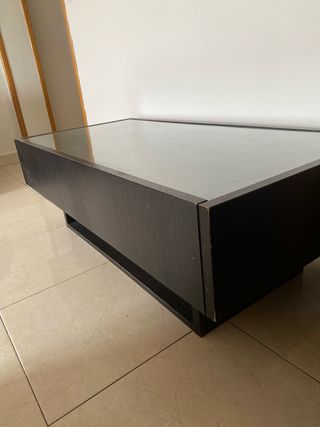 Mesa de centro salón negra y transparente