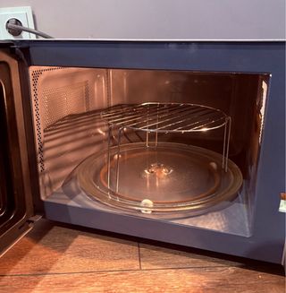 Microondas LG MH6340FS/00 para piezas CRISTAL ROTO