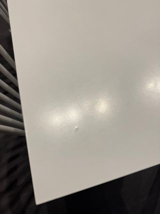 Mesa de comedor blanca