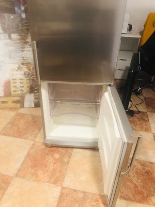Frigorífico combi acero inoxidable