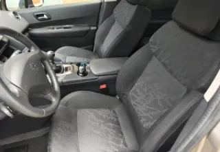 Peugeot 3008 1.6 HDi 112cv, NACIONAL 2011