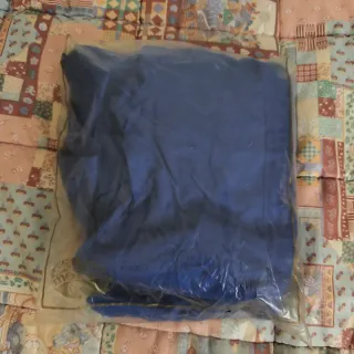 Mono de trabajo azul