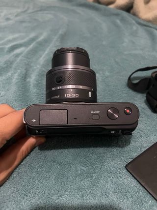 Cámara Nikon 1 J1 Negra