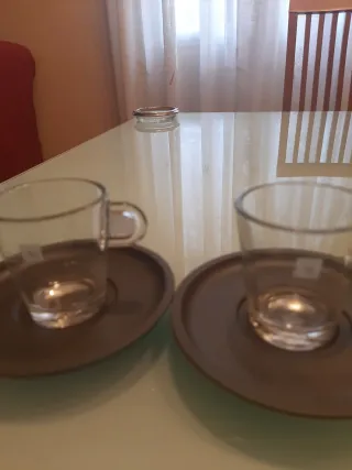 2 Tazas y Platos Nespresso Vidrio y porcelana