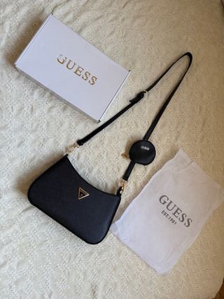 Bolso Guess Negro con Monedero