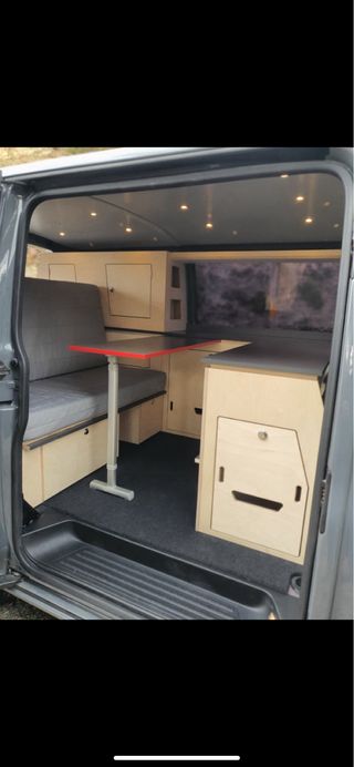 Wolswagen Transporter kombi 2010