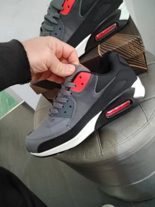 Scarpe da Ginnastica Grigio/Nero Tg 38