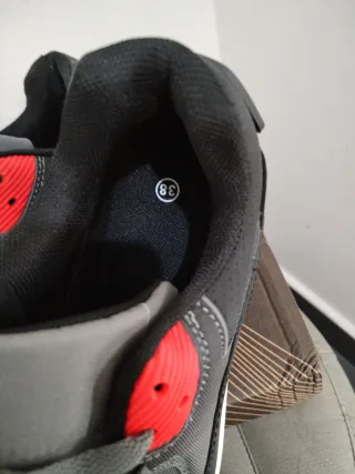 Scarpe da Ginnastica Grigio/Nero Tg 38