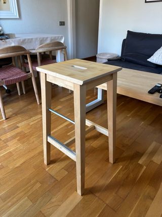 Taburete alto de madera 74cm