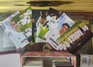 Caja de Cromos de Fútbol Variada