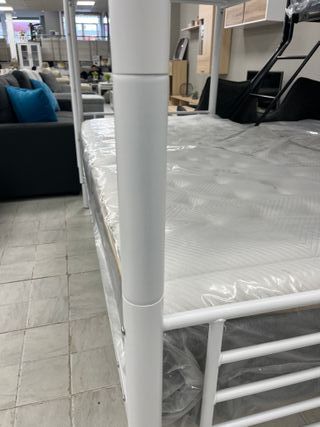 Litera con colchones